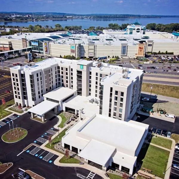 Embassy Suites By Hilton Syracuse Destiny USA, hotel v destinaci Syracuse