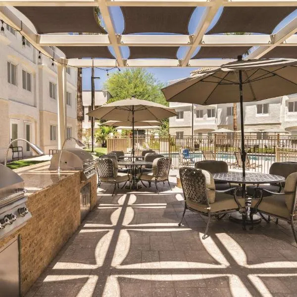 Homewood Suites Tucson St. Philip's Plaza University – hotel w mieście Tanque Verde