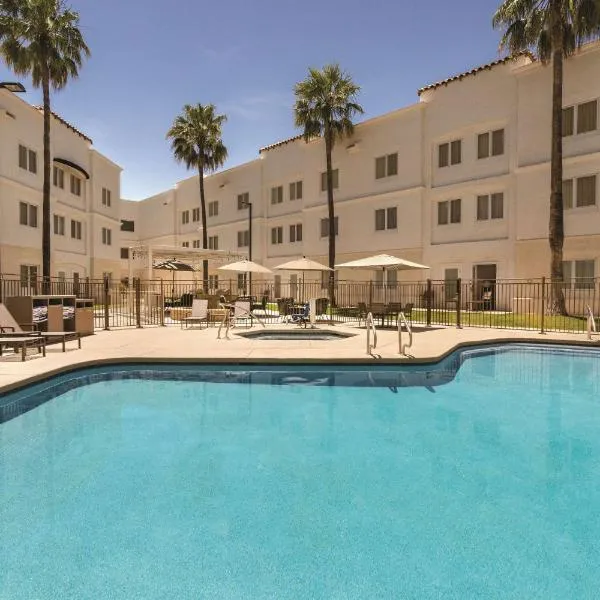 Homewood Suites Tucson St. Philip's Plaza University, hotel in Tucson