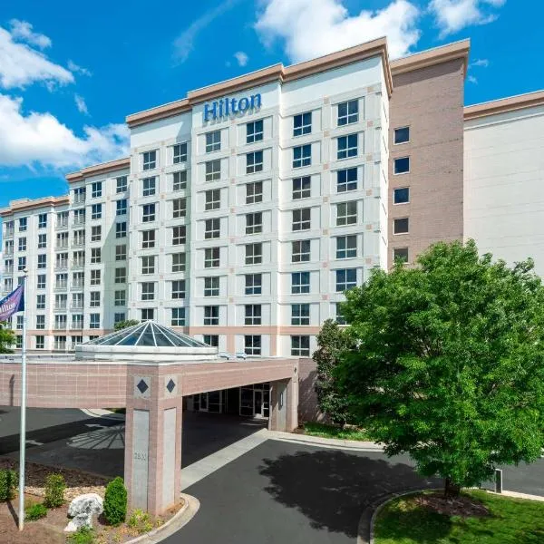 Hilton Charlotte Airport Hotel, hotell i Sterling
