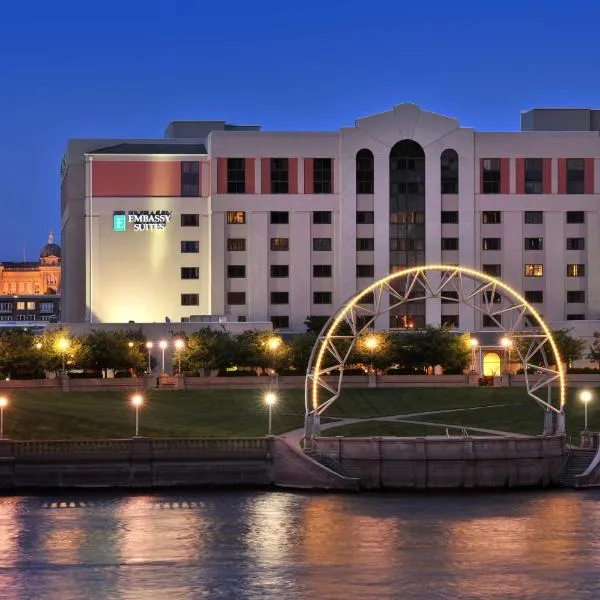 디모인에 위치한 호텔 Embassy Suites Des Moines Downtown