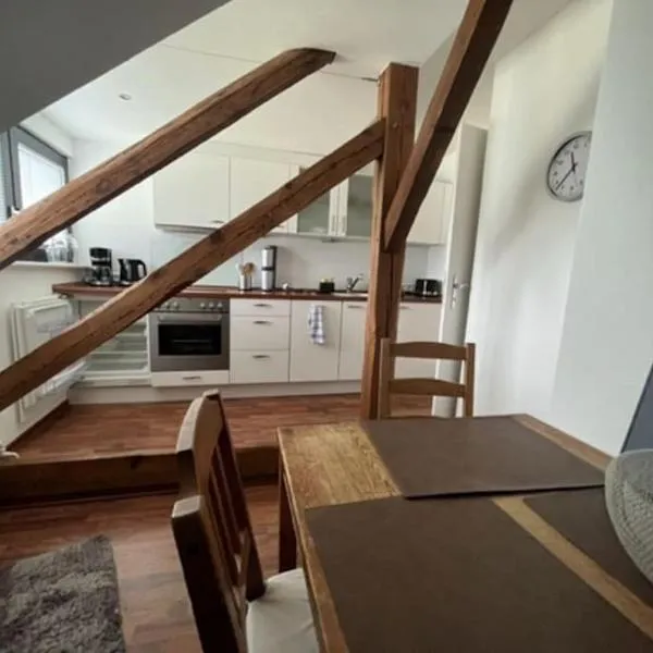 Zentrale Wohnung im Grünen!, khách sạn ở Berlin