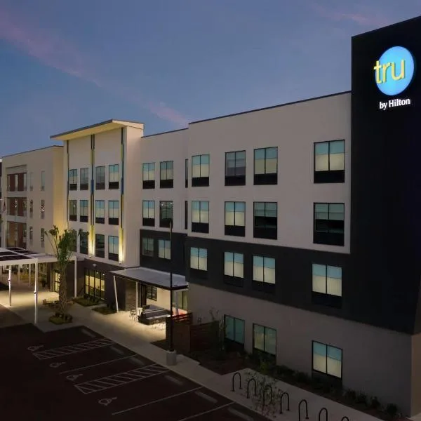 Tru By Hilton San Antonio Lackland Sea World, hôtel à San Antonio