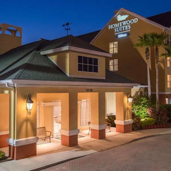 Homewood Suites by Hilton Orlando-UCF Area: Oviedo şehrinde bir otel