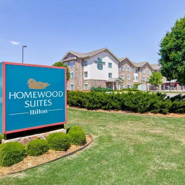 Homewood Suites by Hilton Oklahoma City-West、Bethanyのホテル