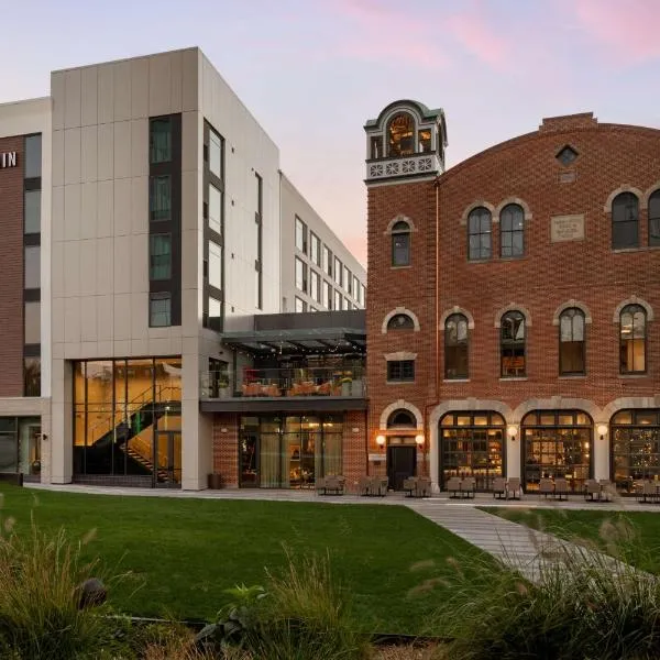 Hotel West & Main Conshohocken, Tapestry Collection Hilton, hotel in Conshohocken