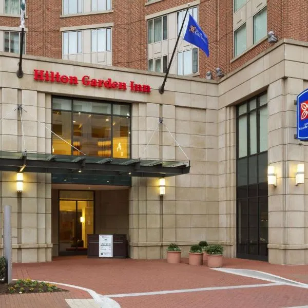 Hilton Garden Inn Baltimore Inner Harbor, хотел в Rosedale