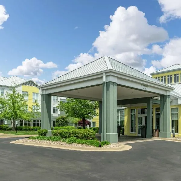 Hilton Garden Inn Louisville East, готель у місті Fisherville