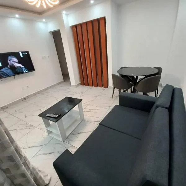 Beau T2 Nouvelle Route bastos Yaoundé, hotel v destinaci Yaoundé