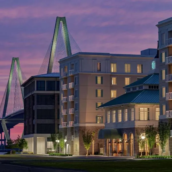 Embassy Suites by Hilton Charleston Harbor Mt. Pleasant, hotel di Charleston