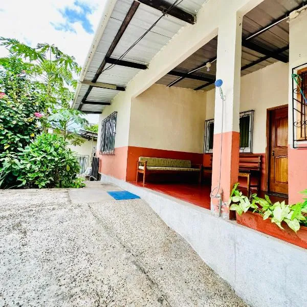 Casa independiente, hotel a Puerto Ayora
