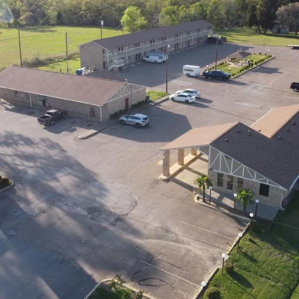 Countryside Inn, hotel in Eustace