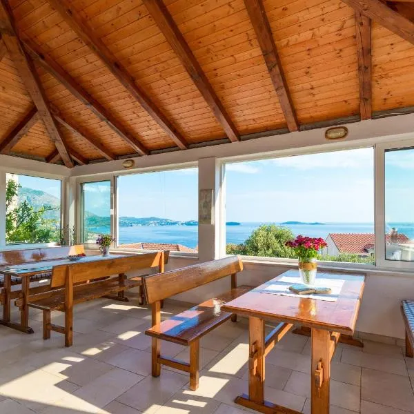 Villa Adriatic Rooms, hotel v Mlini
