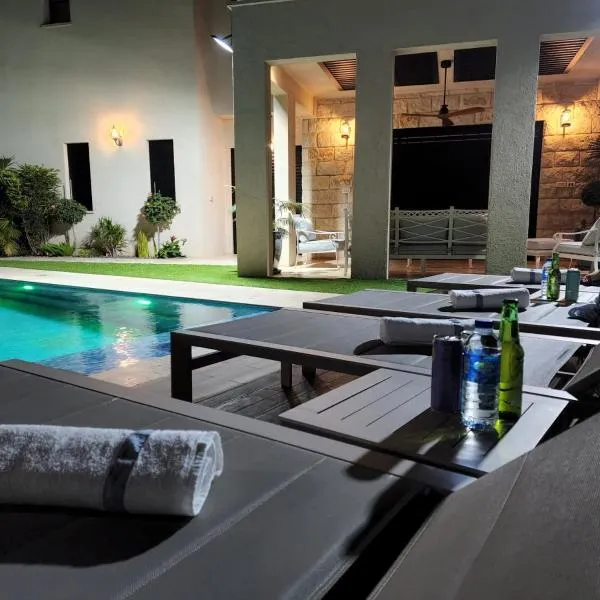 סוויטות נוף לתבור, hotel sa Giv'at Avni