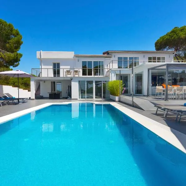 VILLA SIEMPRE DOMINGO MARBELLA, hotel u gradu Marbelja