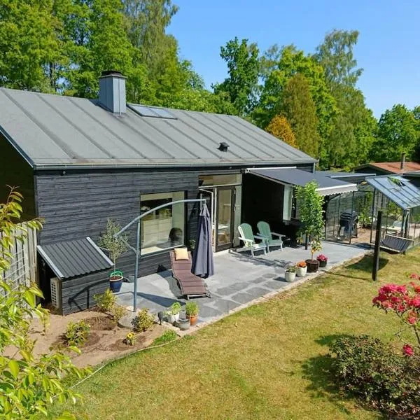 Silkeborg Legoland luxury cabin, hótel í Silkeborg
