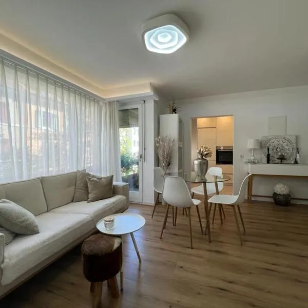 Stylish 1-bedroom condo close to exhibition square, hotel Bázelben