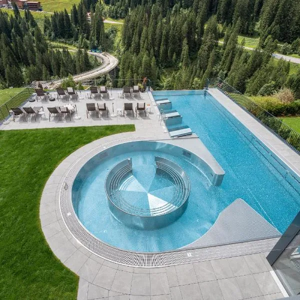 Hotel Alpenblume, hotel Damulsban