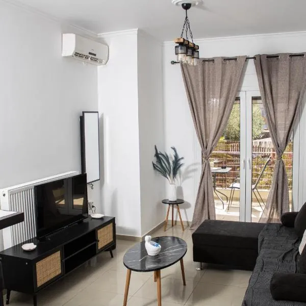 F K Room 3, hotelli kohteessa Aigio