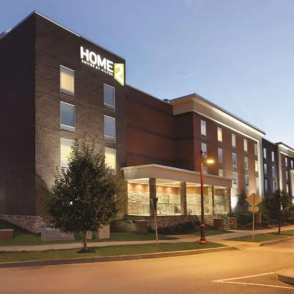 Home2Suites Pittsburgh Cranberry: Cranberry Township şehrinde bir otel