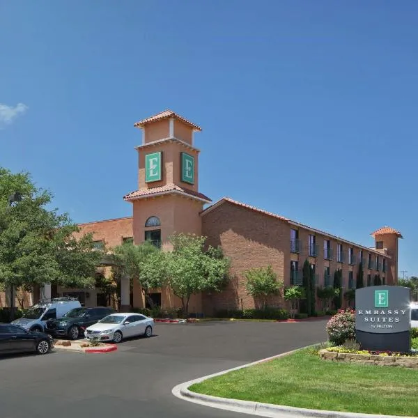 Embassy Suites Lubbock, хотел в Лъбък