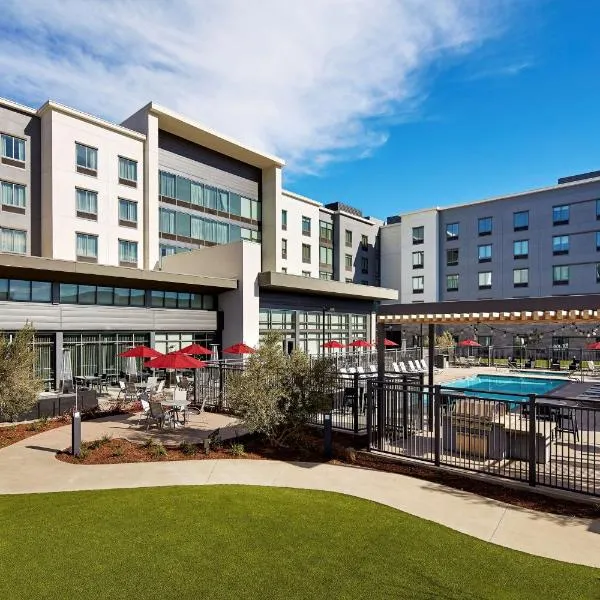 Hampton Inn Long Beach Airport, Ca, hotel v destinaci Long Beach