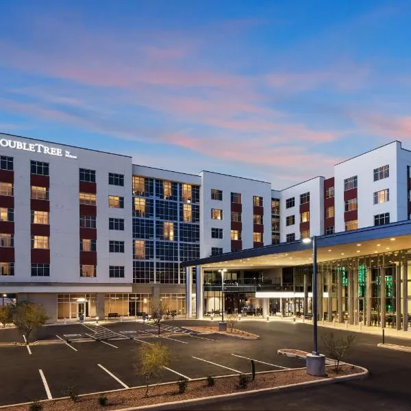Doubletree By Hilton Tucson Downtown Convention Center، فندق في Drexel Heights
