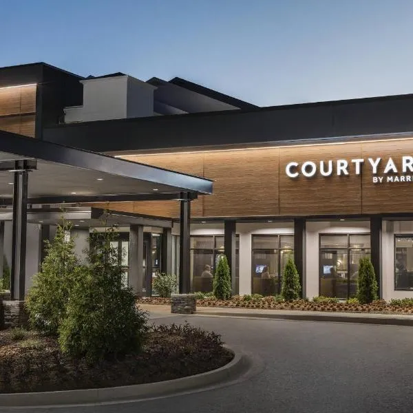 Courtyard by Marriott Perimeter Center, hotel in Manning Farms