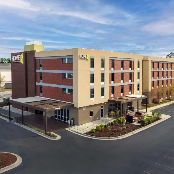 Home2 Suites by Hilton Jacksonville, NC, hotelli kohteessa Jacksonville