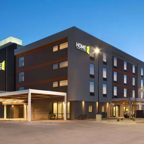 Home2 Suites by Hilton Champaign/Urbana、シャンペーンのホテル