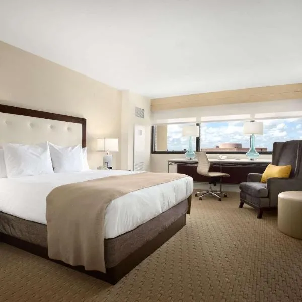 Hilton Miami Airport Blue Lagoon - photo 2