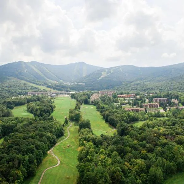 Killington Mountain Lodge, Tapestry Collection by Hilton, hotel di North Sherburne