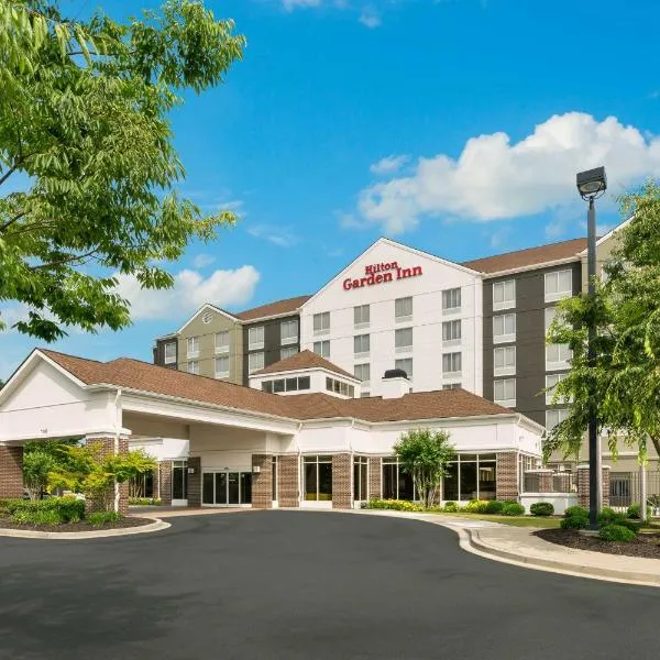 Hilton Garden Inn Greenville、Piedmontのホテル