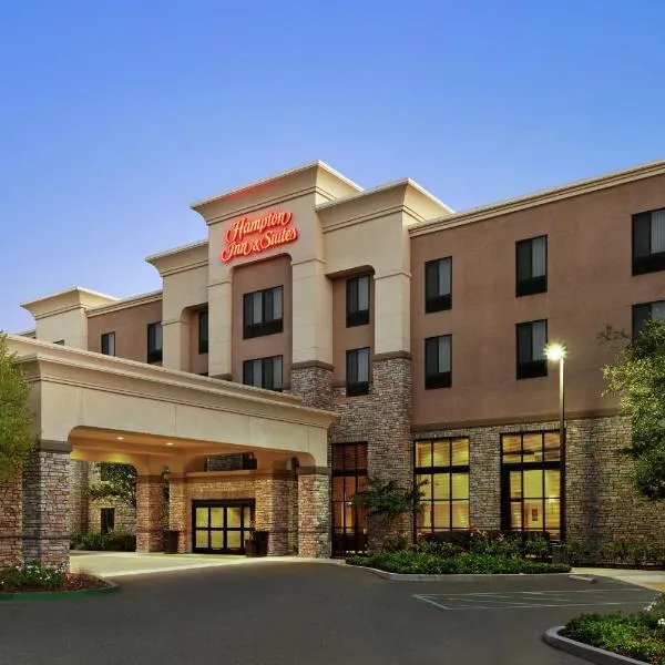 Hampton Inn & Suites West Sacramento – hotel w mieście West Sacramento