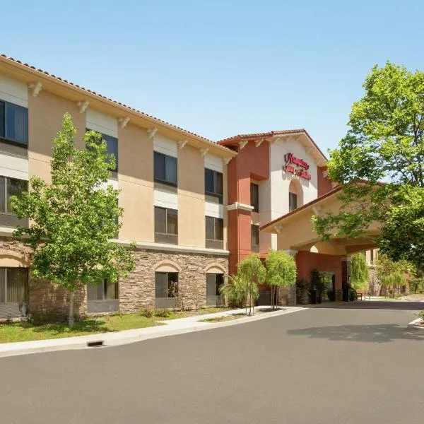 Hampton Inn & Suites Thousand Oaks, hotel v destinaci Thousand Oaks