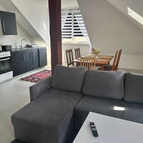 Apartament Oksford 2, hotel u gradu 'Okszów'