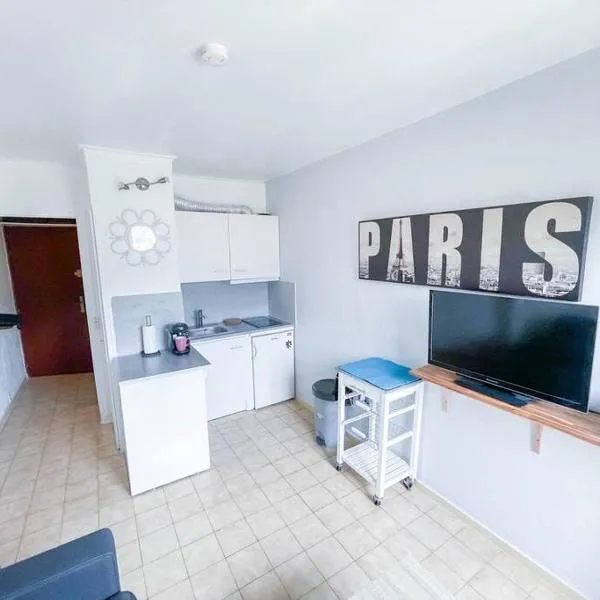 Studio entièrement rénové, hotel v destinaci Cluses