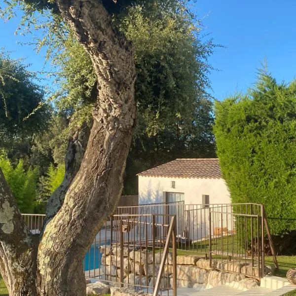 Le Cabanon de Val – hotel w mieście Gassin