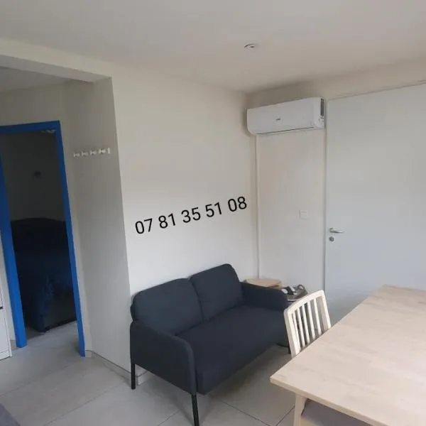 studio indépendant aiton 73, hotel v destinácii Aiton