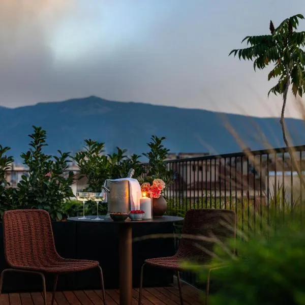 Juno Hotel Sofia, a Member of Design Hotels, hotel in Sofia