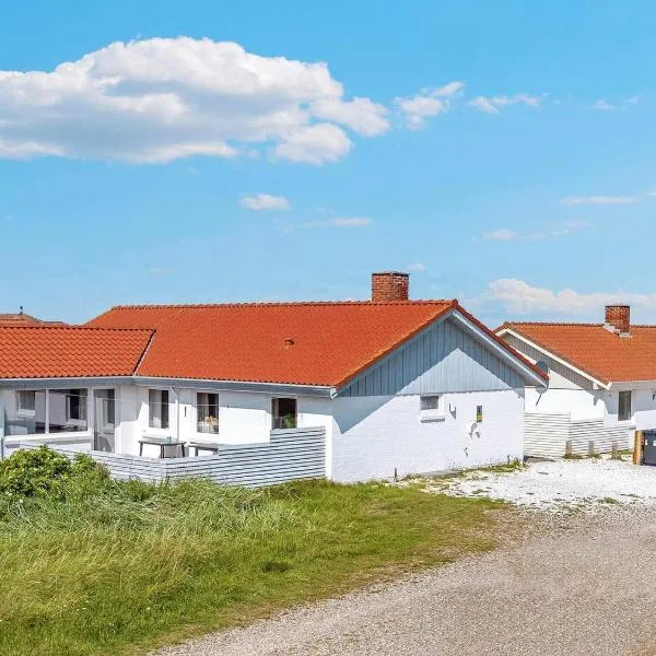8 person holiday home in Frøstrup-By Traum, hotel di Lild Strand
