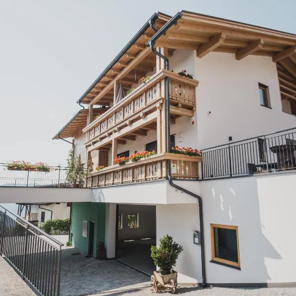 Ragitt Stodl Ferienwohnungen, hotel en Vols am Schlern