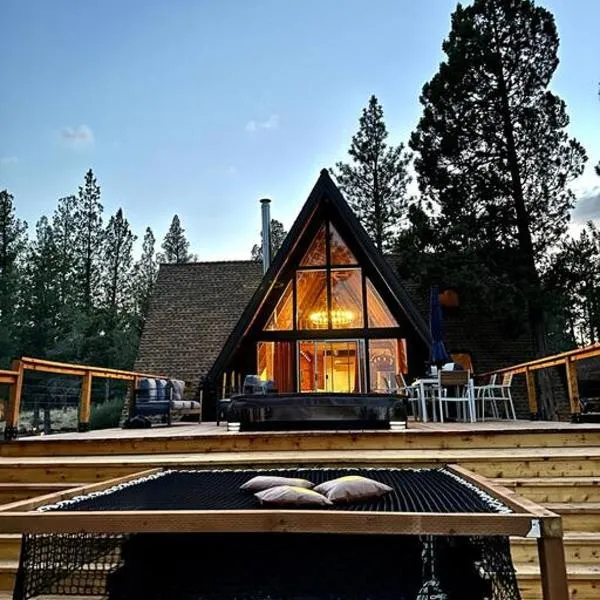 Majestic A-Frame on 5 acres!, Hotel in Sisters