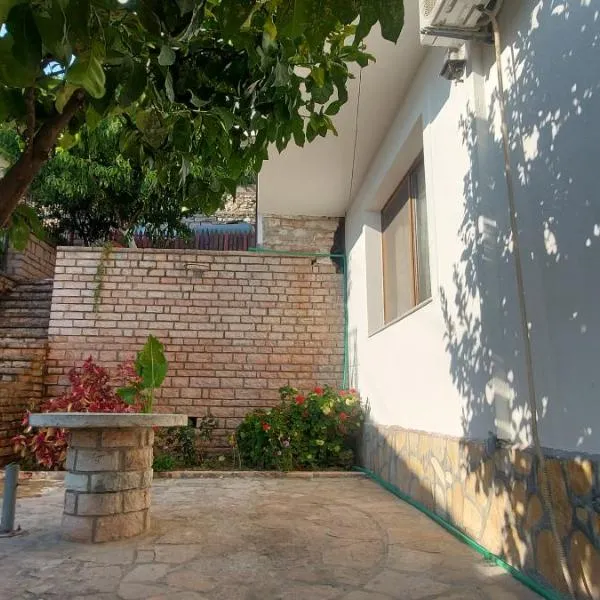 Duka Apartments Sarande, hotel v destinaci Sarandë