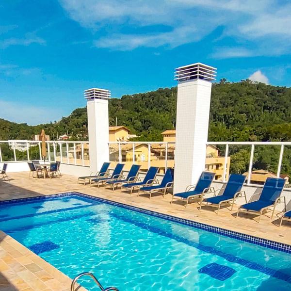 Apartamentos 300m Praia das Toninhas - vista para a serra do mar