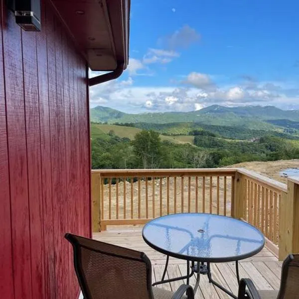 Crestview-Spectacular 3 bed 3 bath 5 min to slopes, hotel a Banner Elk