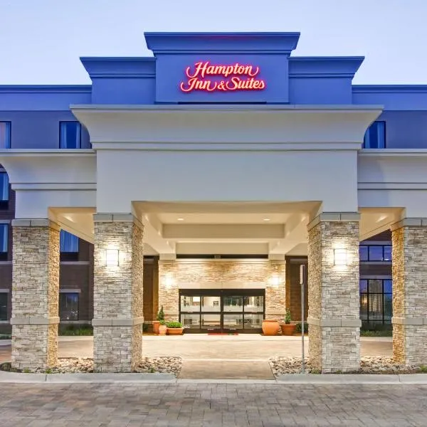 Hampton Inn & Suites Detroit/Troy, hotel v destinaci Clawson