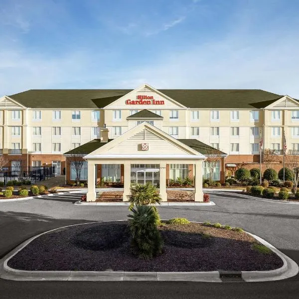 Hilton Garden Inn Wilmington Mayfaire Town Center: Wilmington'da bir otel