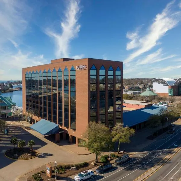 The Landing at Hampton Marina, Tapestry Collection by Hilton, hotel in Hampton