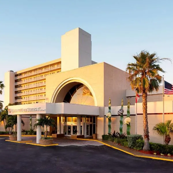 DoubleTree Suites by Hilton Melbourne Beach Oceanfront, hotel in Indialantic